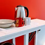 Apartment Emilia - У Центрі Міста, Приватне Паркування В Закритому Дворі