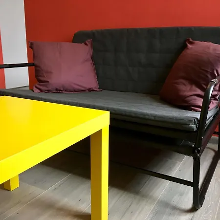 Emilia - У Центрі Міста, Приватне Паркування В Закритому Дворі *